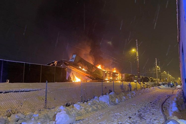 The cause of two freight trains crash in Austria still unclear