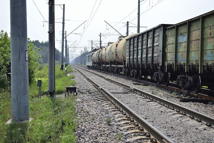 Evropská komise připraví studii o lepším železničním spojení mezi Ukrajinou a Moldavskem