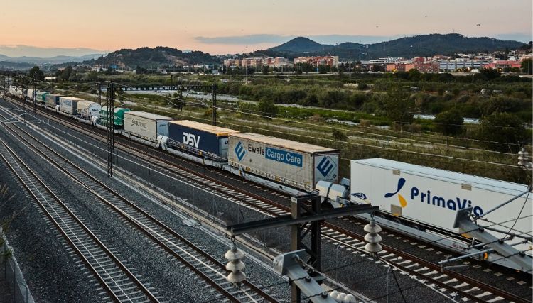 Španělské vlečky jsou velké pro vlaky dlouhé 750 metrů