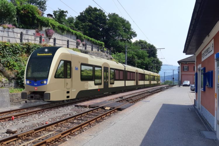 FART buys eight new Stadler trains