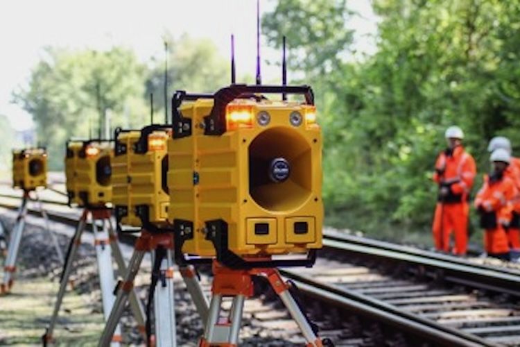 Allarmi automatici per rendere più sicure le ferrovie francesi: Una collaborazione tra Systra e Zöllner Signal