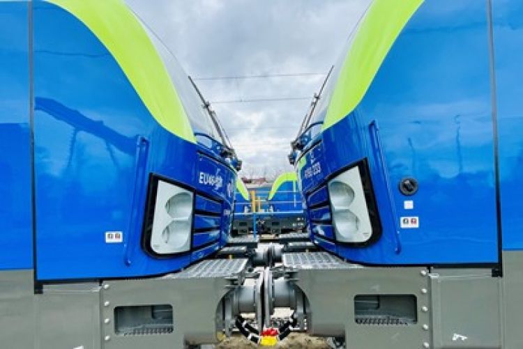 PKP Cargo has completed the purchase of multi-system locomotives and wagons for intermodal transport.