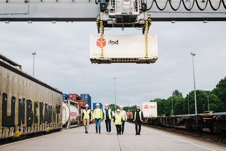 Zugverkehr für eine bessere CO2-Bilanz: DPD startet Bahn-Pilotprojekt