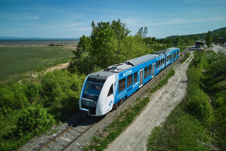 Alstom : Le premier train à hydrogène d'Amérique du Nord entre en service au Québec