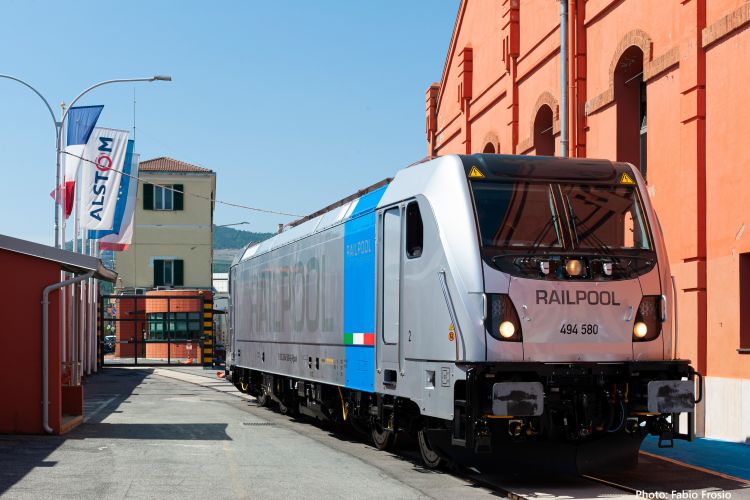 RAILPOOL liefert weitere Traxx-Lokomotiven nach Polen, Italien und Skandinavien