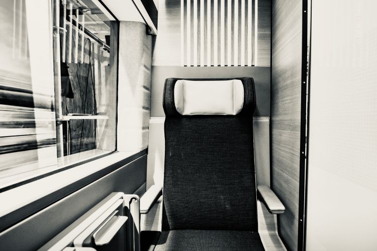 DB wprowadzi "kabiny do przytulania" w pociągach ICE