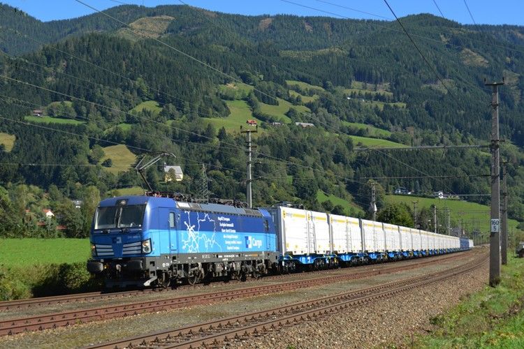 Siemens Mobility supplies 10 Vectron locomotives to ČD Cargo