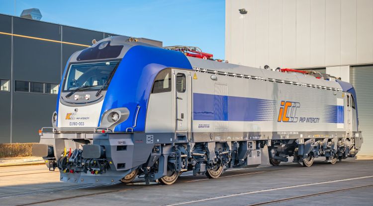 Newag wird 46 Einsystem-Greiflokomotiven für PKP Intercity liefern