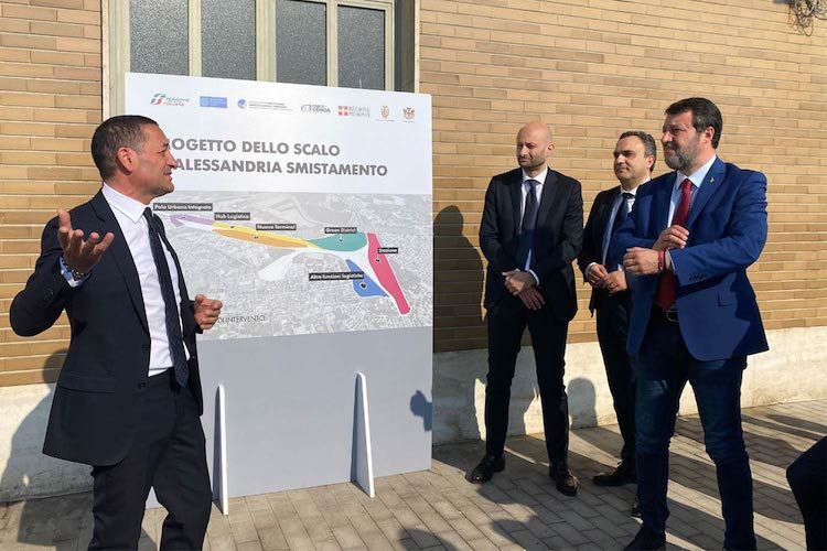 Italien: Alessandria Smistamento soll zu einem intermodalen Logistikzentrum werden