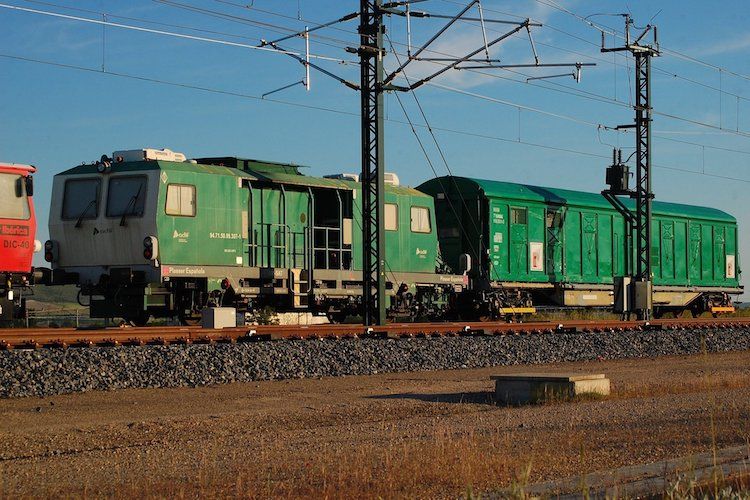 Adif aims to boost freight train traffic by developing the Mediterranean Corridor