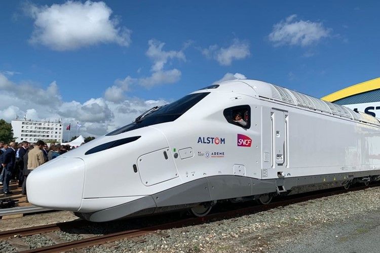Alstom and SNCF presented new production line of future TGV M train
