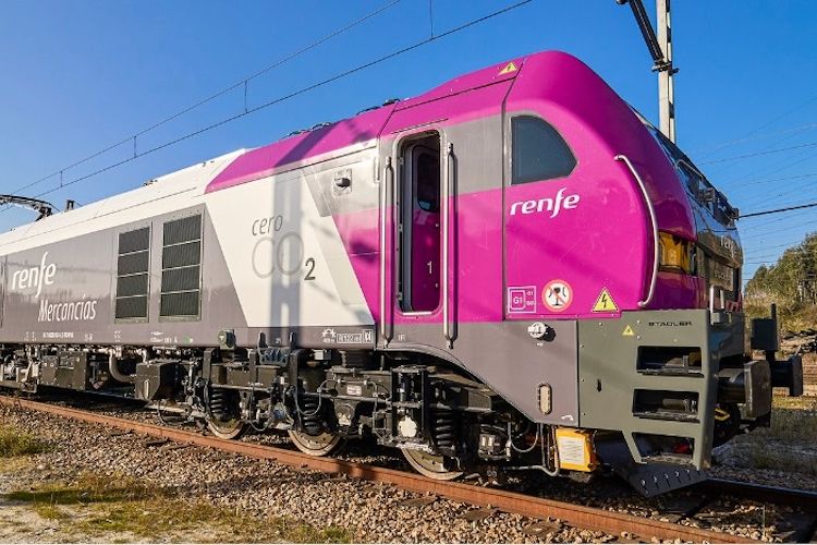 Renfe stellt erste "Zero CO2"-Lokomotive in Dienst