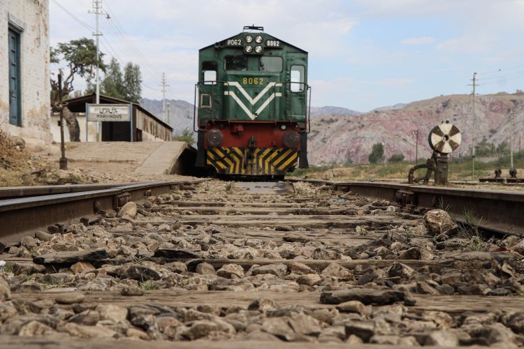 巴基斯坦铁路公司创下货运列车运行时间最长的新纪录