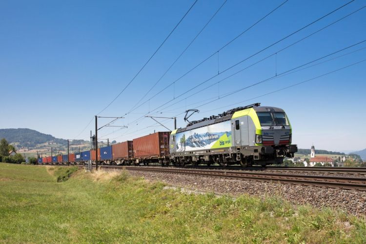 Los aspirantes al transporte de mercancías por ferrocarril ganan por primera vez una cuota de mercado mayoritaria