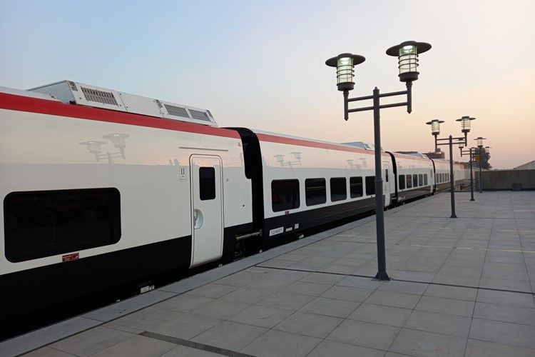 Talgo: Einführung von Intercity-Zügen in Ägypten