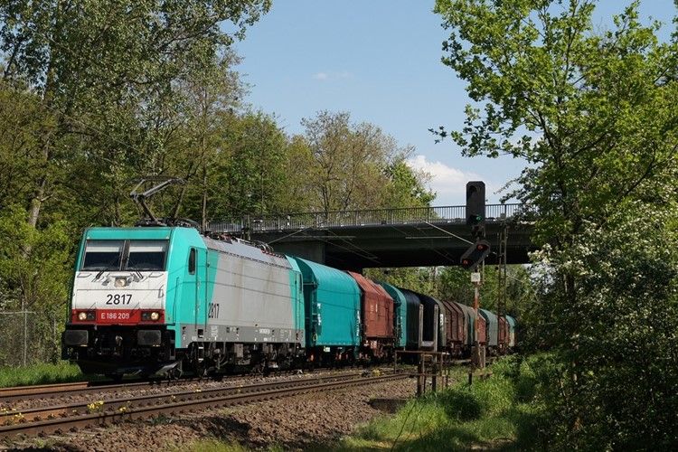 Alstom gets maintenance contract for 70 locomotives by Alpha Trains Group