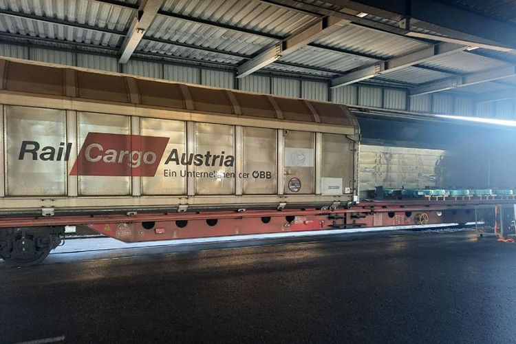 RCG stärkt die Logistik für Marcegaglia mit einem neuen Stahltransportvertrag
