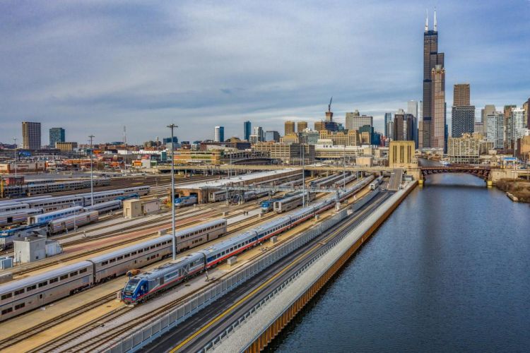 Amtrak führt zwischen Chicago und St. Louis eine Geschwindigkeit von 177 km/h ein