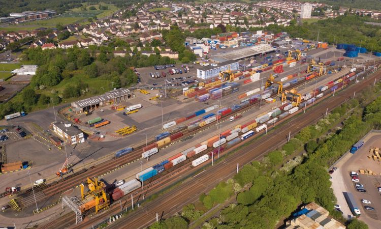 Russell Group přebírá intermodální železniční terminál Coatbridge od společnosti Freightliner