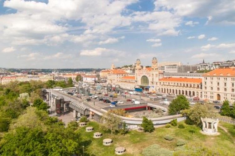 Prague Main Railway Station and its surrounding area are to undergo extensive reconstruction