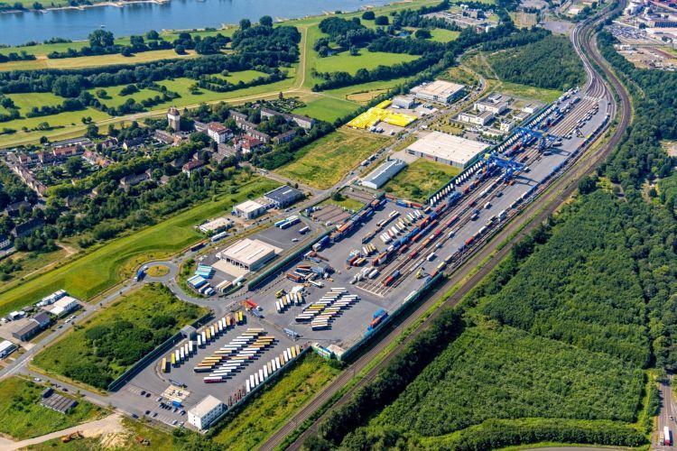 European Commission gives the green light to a joint venture between Samskip, Duisport and TX Logistik