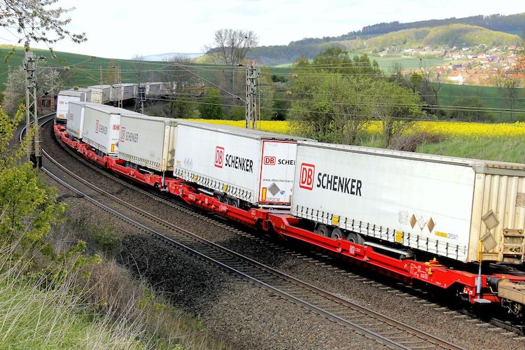DB Schenker to open high-tech logistics center in the Czech Republic