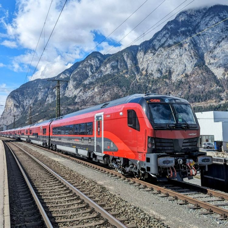 Zahájení provozu nových Railjetů, ÖBB objednává dalších 19 jednotek