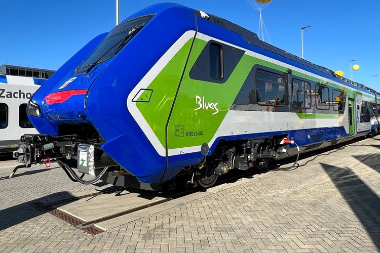 InnoTrans 2022: Hitachi Rail presenta un treno ibrido a batteria all'avanguardia