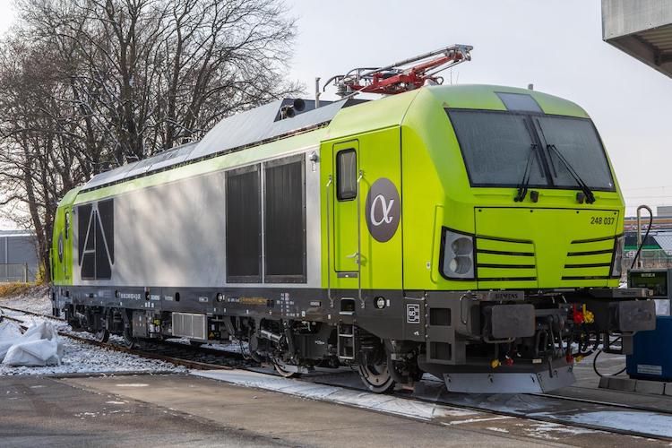 Germany: New Vectron hybrid locomotives from Siemens