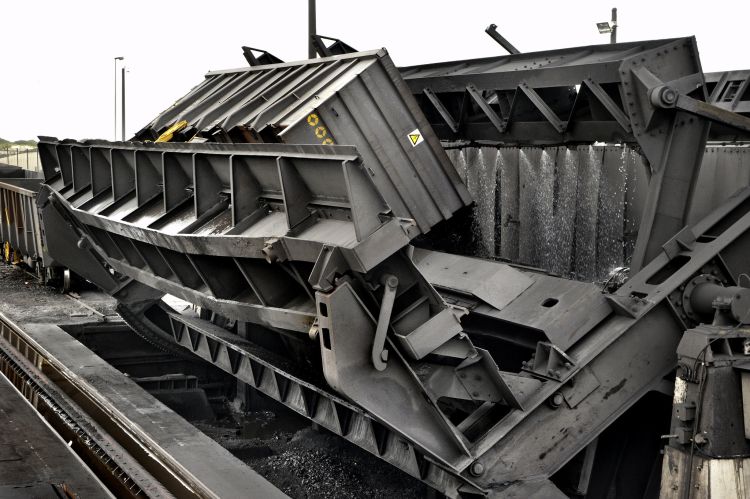 Smoother chromite exports from South Africa to Mozambique by rail