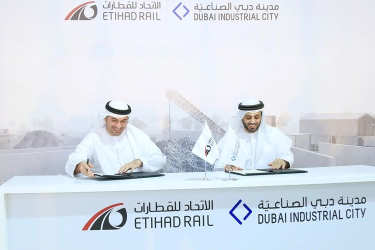 Společnost Etihad Rail oznámila vznik terminálu železniční nákladní dopravy v dubajském průmyslovém městě