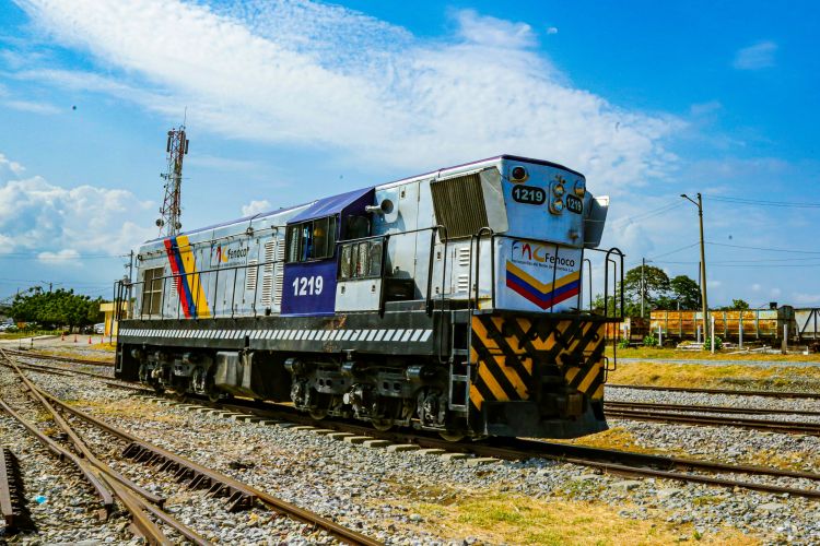 Kolumbien: Eisenbahnkorridor La Dorada-Santa Marta steigert Güterverkehr