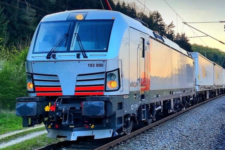 Ecco-rail Leases Five MS Vectrons from Akiem