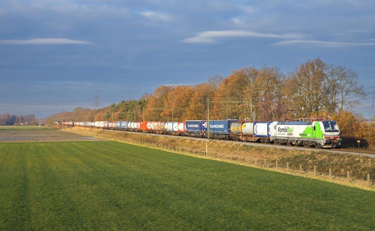 Kombiverkehr 使用 KombiRail Europe 作为牵引，新建鹿特丹至科隆多式联运连接线