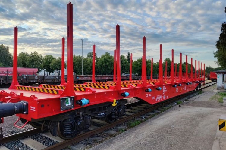 DB Cargo 改装钢制货车用于木材运输