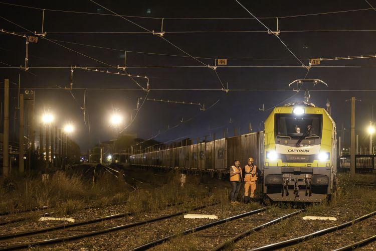 Barcelona Port now has a direct freight rail connection to Toulouse and Lyon.