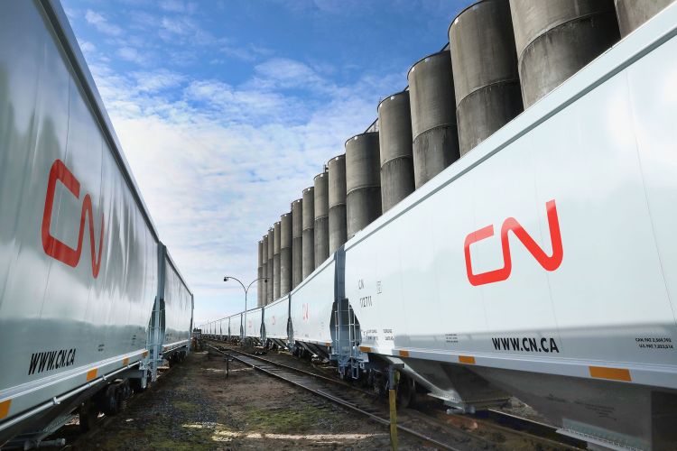 Canadian National will take delivery of 750 new hopper wagons in 2024