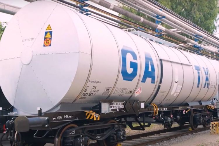 GATX will retrofit its entire wagon fleet with new telematics devices by the end of 2023