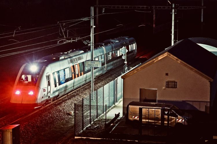 Hitachi Rail schließt den ersten dynamischen Test eines digitalen Stellwerks auf der Strecke Paris-Lyon ab