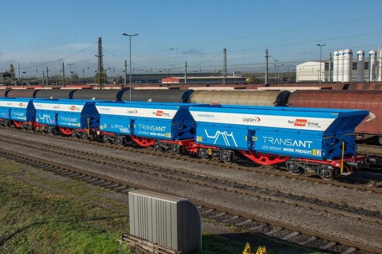 RCG extends partnership for transports for voestalpine for two more years