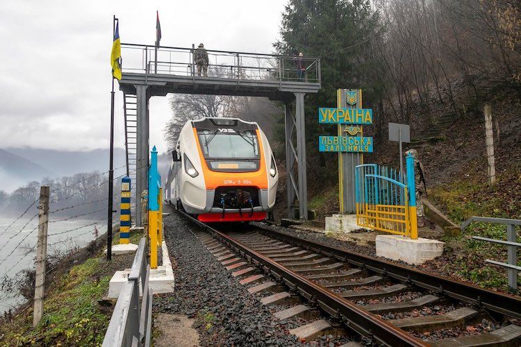 Die ukrainische Eisenbahn hat eine neue Verbindung nach Rumänien eingerichtet