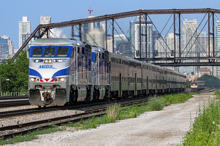 Metra creerà locomotive a batteria per Progress Rail