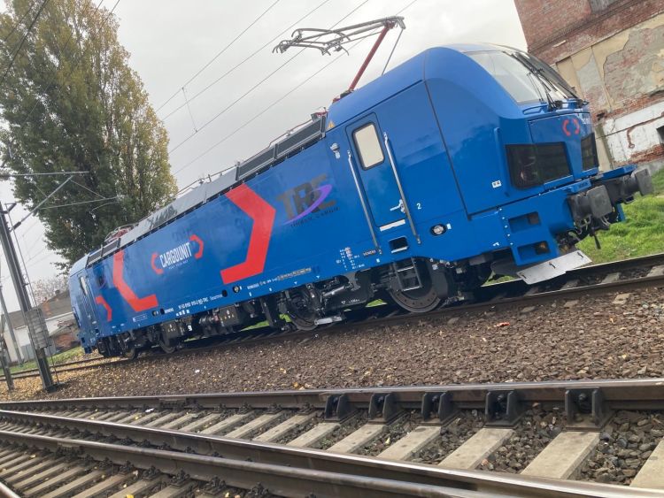 Cargounit with new AC, DC and MS locomotive | Latest Railway News
