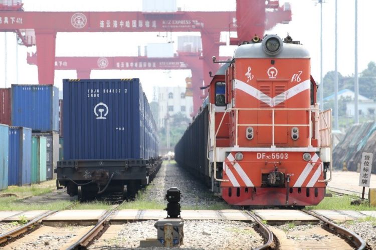 Schienengüterverkehr zwischen Lianyungang und Zentralasien übersteigt 15.000 Fahrten