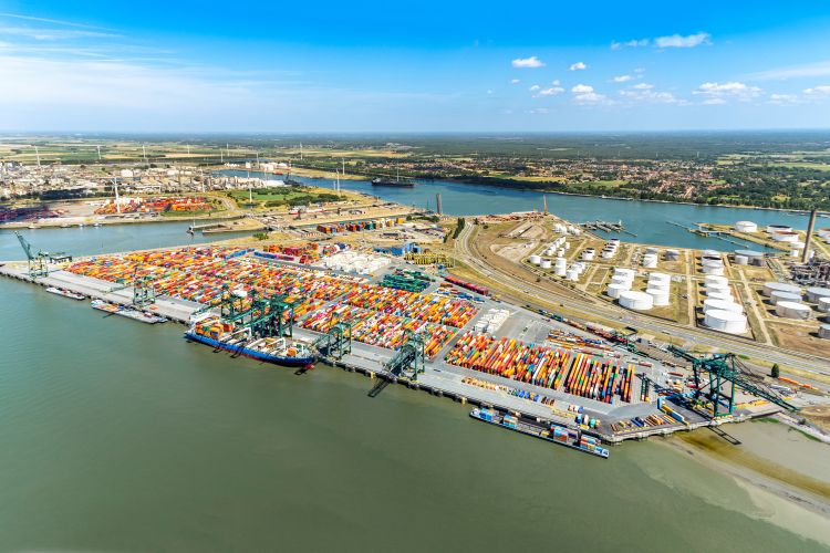9 Jahre, 3 Phasen und 335 Millionen Euro: Erneuerung des Europa-Terminals im Hafen von Antwerpen-Brügge