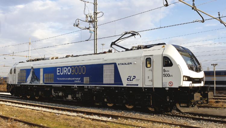 ELP vermietet drei Euro9000-Lokomotiven an Swiss railCare