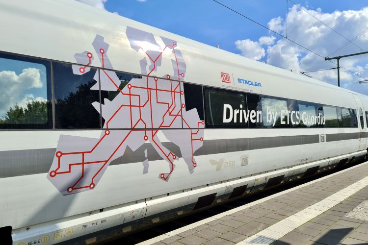 Nové harmonizované normy EU na podporu přeshraniční železniční dopravy
