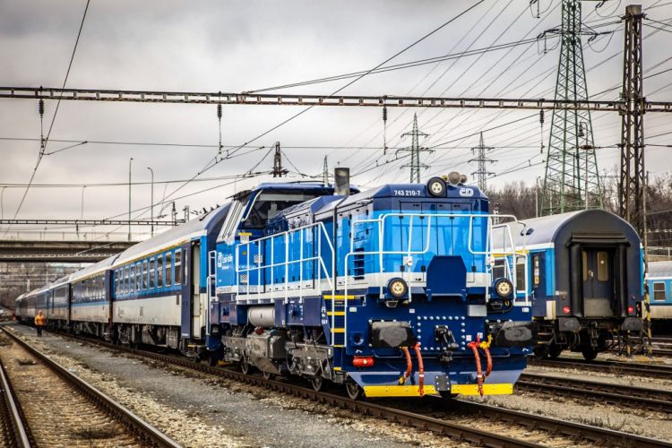 Early delivery: CZ Loko delivers all EffiShunters 1000M to ČD