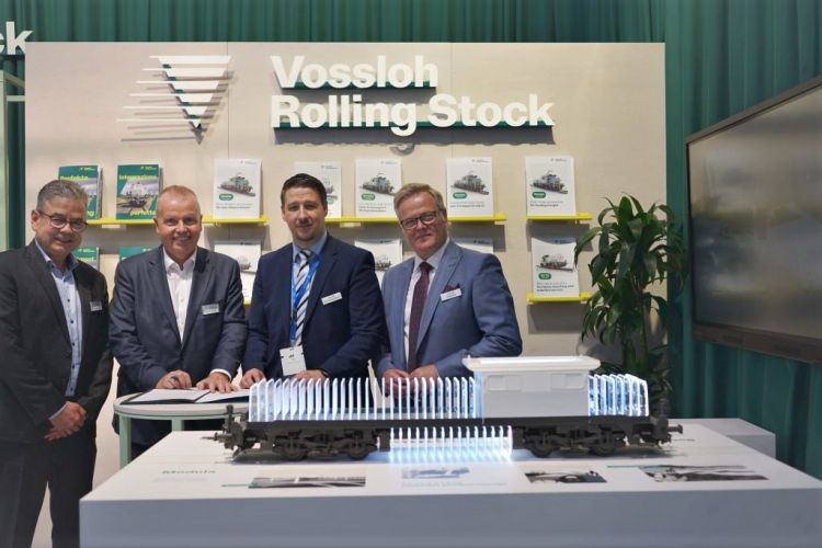 The Port of Duisburg Buys 2 Hydrogen and Battery Modula Locomotives from Vossloh Rolling Stock