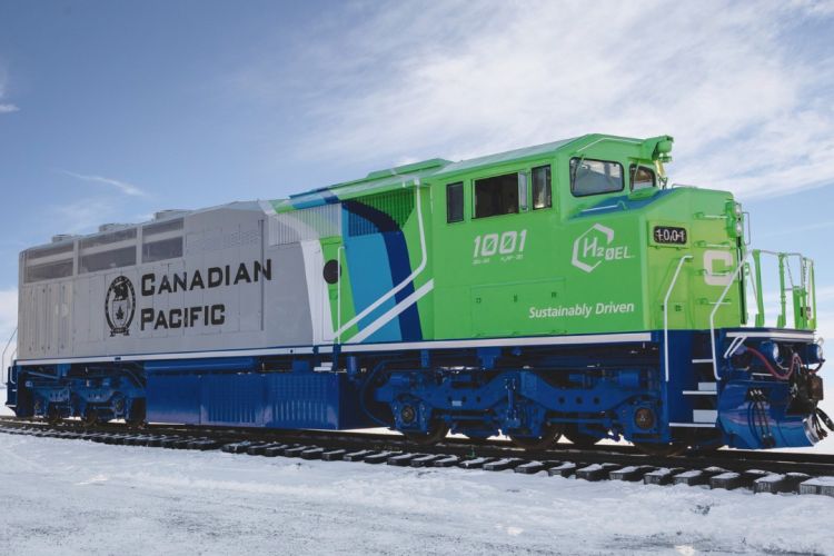 Partnerství společností Ballard a CPKC pro posílení flotily vodíkových lokomotiv o 2,4 MW